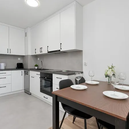 아파트 Nowoczesne Apartamnty Blisko Starego Miasta By Renters