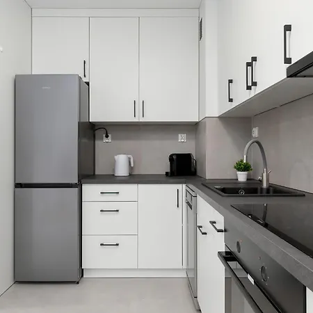 Nowoczesne Apartamnty Blisko Starego Miasta By Renters 아파트 그단스크