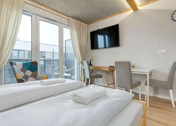 Attractive For Two Functional Interiors Remote Working Renters Apartmán Gdaňsk